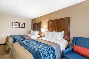Standard Room, 2 Double Beds, Non Smoking