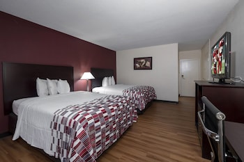 Deluxe Room, 2 Queen Beds, Accessible (Roll-In Shower, Smoke Free)