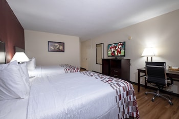Deluxe Room, 2 Queen Beds, Accessible (Roll-In Shower, Smoke Free)