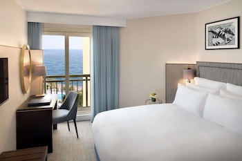 Room, 1 Queen Bed (Riviera)