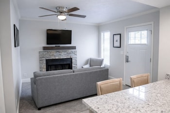 Luxury Studio Suite, 1 King Bed