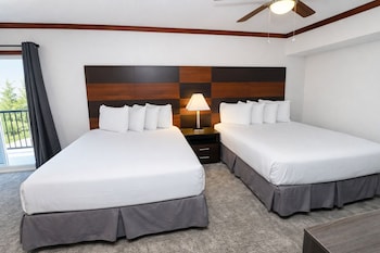 Presidential Double Queen Room with Washer and Dryer