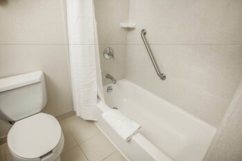 Standard Room, 1 King Bed, Non Smoking, 2nd floor NO ELEVATOR ACCESS