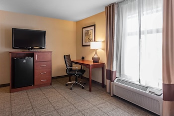 Standard Room, 1 King Bed, Non Smoking, 2nd floor NO ELEVATOR ACCESS