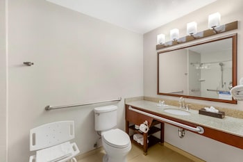 Room, 2 Queen Beds, Accessible, Non Smoking