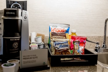 ADA Mobility Accessible, Premier Room, 2 Double Beds with Sleeper Sofa, Bathtub
