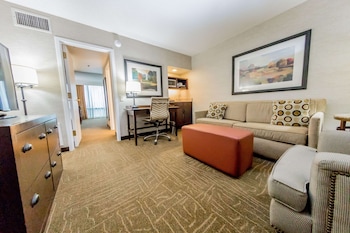 Suite, 1 Bedroom, Accessible (Roll-In Shower)