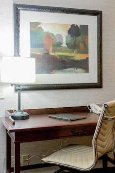 Suite, 1 King Bed, Accessible (Mobility)