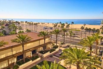 Premium Suite, Multiple Beds, Balcony, Ocean View (Twin Dolphin Tower)