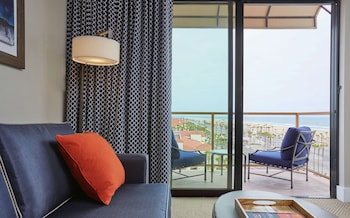 Premium Room, Multiple Beds, Balcony, Partial Ocean View (Twin Dolphin Tower)