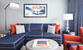 Family Suite, Multiple Beds, Balcony, Ocean View (Twin Dolphin Tower)