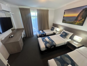Family Suite, 1 Bedroom, Kitchenette