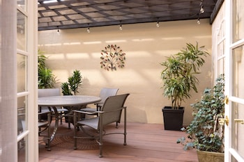 Room, 1 King Bed, Patio
