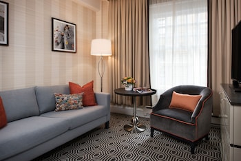 Suite (Spreckels)