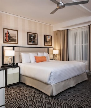 Superior Studio, 1 King Bed