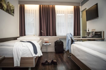 Standard Room, 2 Twin Beds