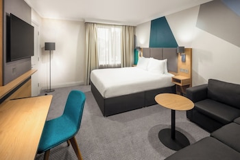 Premium Room, 1 Queen Bed with Sofa bed (Minibar)