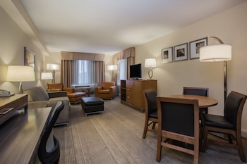 Suite, 1 King Bed, Jetted Tub