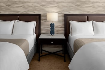 Club Room, 2 Queen Beds