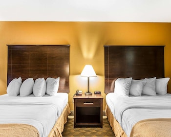 Room, 2 Queen Beds, Non Smoking
