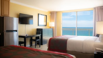 Room, 2 Queen Beds, Oceanfront (Efficiency, Non-Smoking)