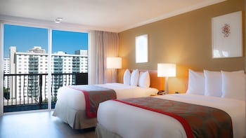 Deluxe Room, 2 Queen Beds, Non Smoking, City View