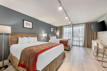 Deluxe Room, 2 Queen Beds, Non Smoking, City View