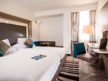 Standard Room with 2 single beds & Sofa