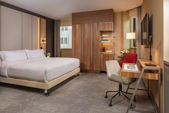 Premium Room (Empire State Views)