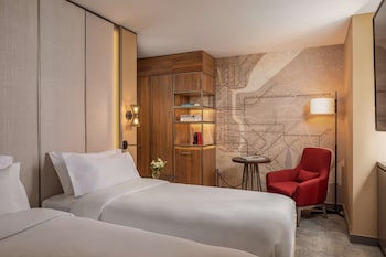Superior Room (View)