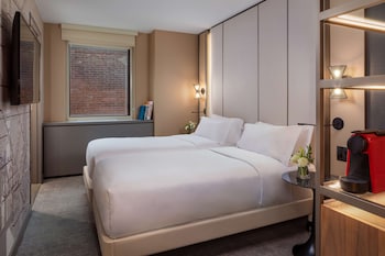 Superior Room (View, Twin beds)