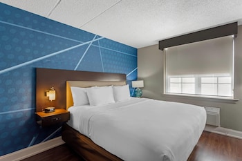 Room, 1 King Bed, Non Smoking (Kitchenette)