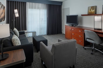 Suite, 1 Bedroom, Balcony