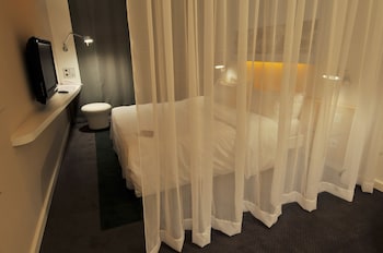 Triple Room, Multiple Beds (1 double and 1 single beds)