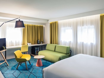 Family Suite, 1 King Bed with Sofa bed