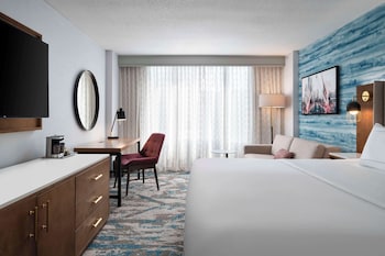 Room, 1 King Bed with Sofa bed, Accessible (Hearing)