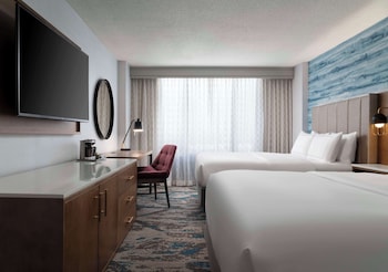 Room, 2 Queen Beds, Accessible (Hearing)
