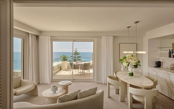 Coastal Suite