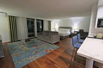 Studio Suite, 1 King Bed, Non Smoking