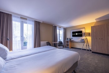 Double Room (Small)