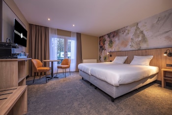 Double Room (Small)