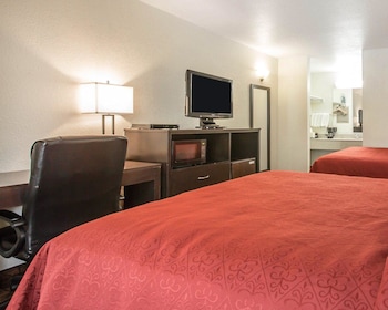 Standard Room, 2 Queen Beds, Non Smoking
