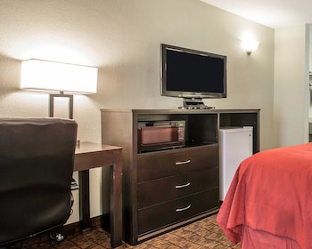 Standard Room, 1 Queen Bed, Non Smoking