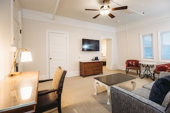 Ambassador Suite