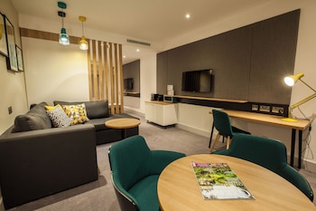 Suite, 1 King Bed with Sofa bed