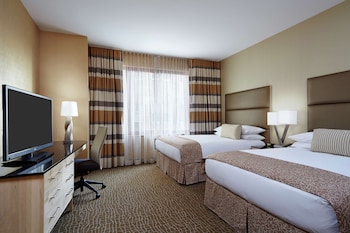 Suite, 2 Queen Beds, Kitchenette