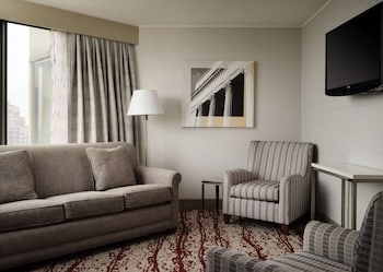 Junior Suite, 1 King Bed (High Floor)
