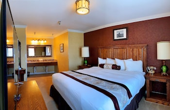 Deluxe Room, 1 King Bed, Non Smoking