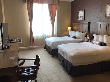 Deluxe Room, 2 Double Beds, Non Smoking
