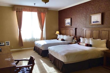 Deluxe Room, 2 Queen Beds, Non Smoking